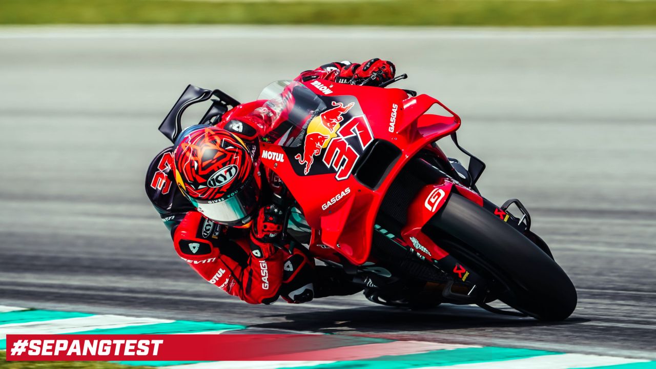 THE PREPARATION FOR 2024 CONTINUES IN SEPANG TEST AS BOTH ACOSTA AND FERNANDEZ IMPROVE ON DAY 2 