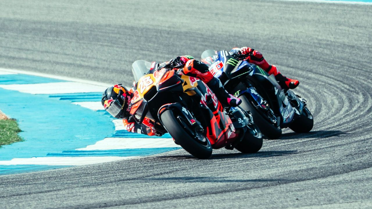 RED BULL KTM TECH3 BATTLES THROUGH INTENSE SPRINT IN THAILAND