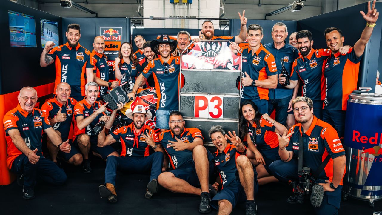RED BULL KTM TECH3 SECURES PODIUM IN DRAMATIC AUSTIN SPRINT
