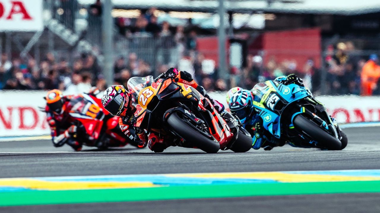 BASTIANINI BRINGS HOME SEVENTH FOR TECH3 AT FRENCH GRAND PRIX