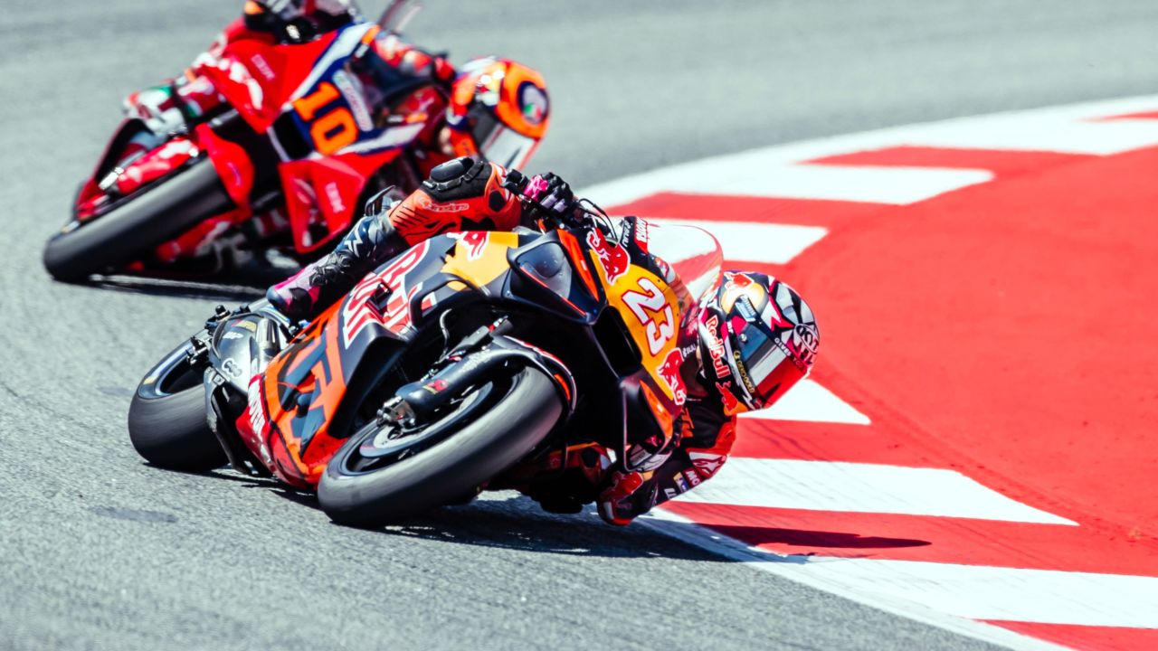 BASTIANINI BATTLES INTO TOP TEN IN CATALUNYA SPRINT